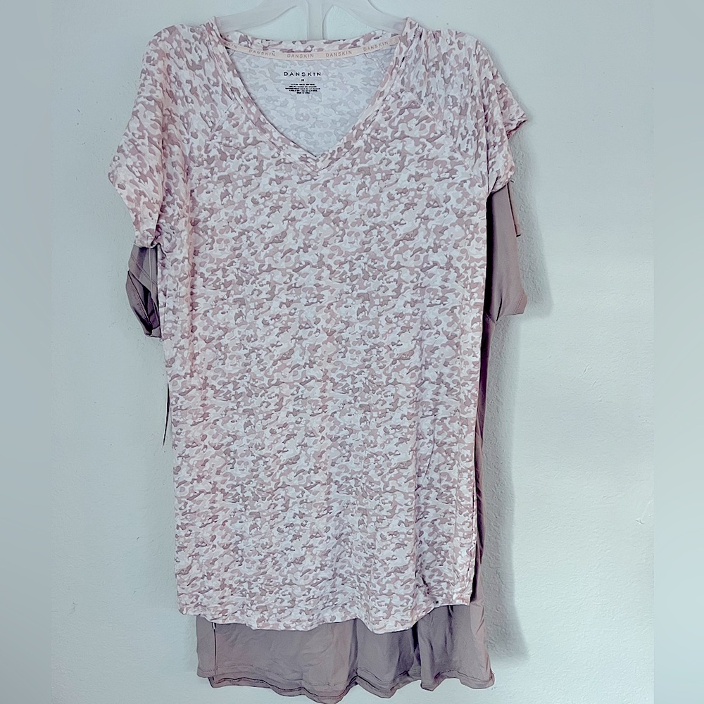 NWT Danskin “Oh So Soft” 2 Pack Sleepshirts - Picture 2 of 12